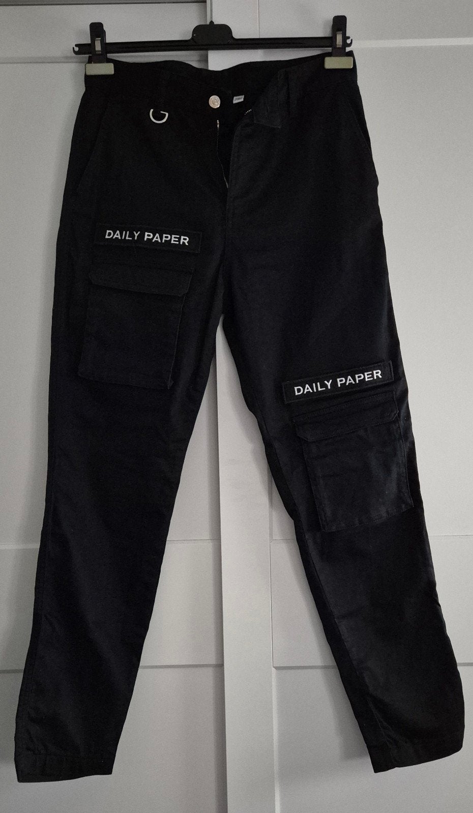 Zwarte Daily Paper cargo broek Maat M, Ophalen, Zo goed als nieuw, Zwart