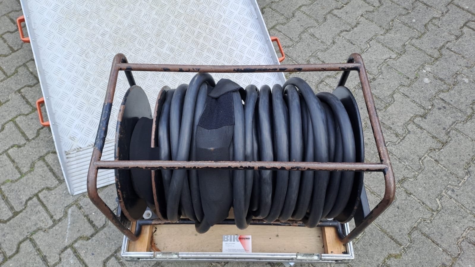 Stagebox met flightcase en LK150 multikabel 60m, Muziek en Instrumenten, Kabels en Stekkers, Ophalen, Gebruikt, Apparatuur
