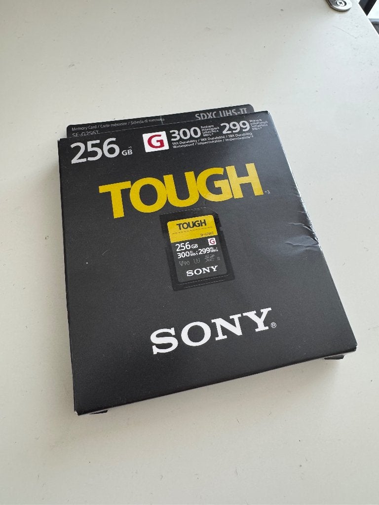 Sony 256GB SF-G TOUGH Series UHS-II SDXC, SDXC, Ophalen of Verzenden, Zo goed als nieuw, Fotocamera