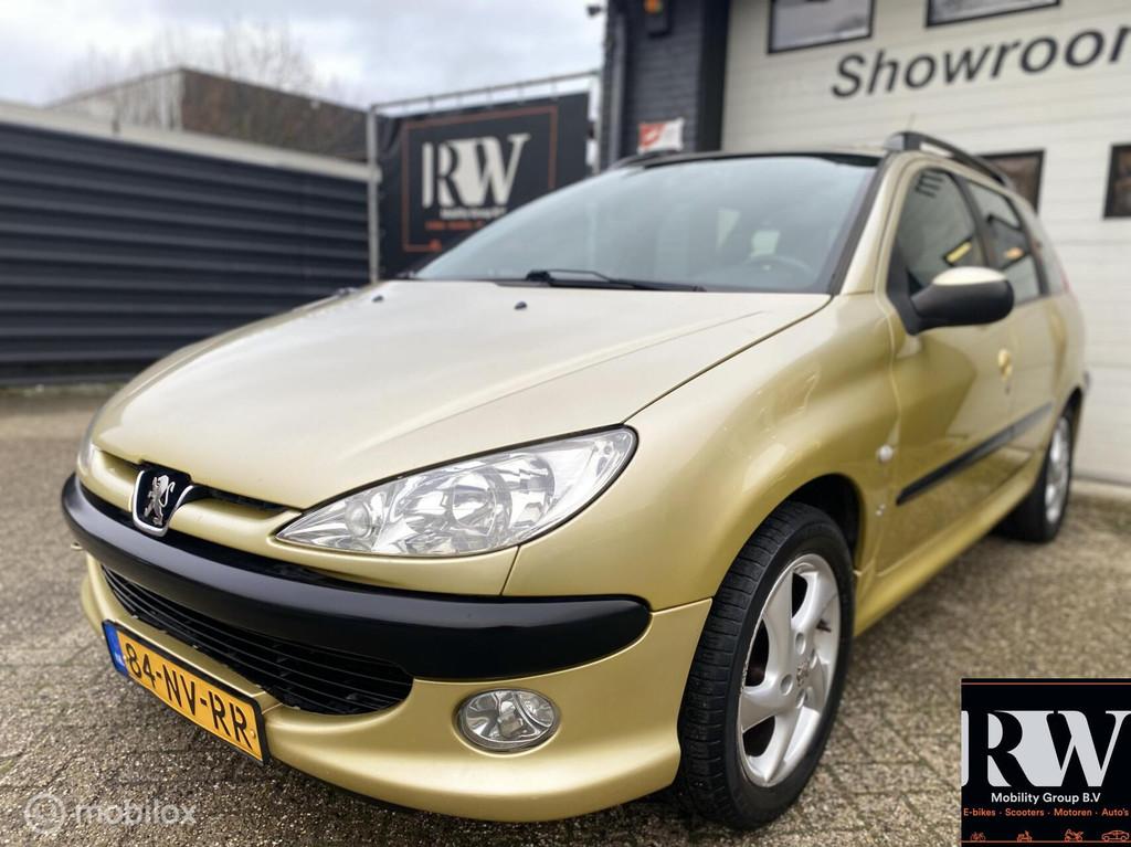 Peugeot 206 SW 1.6-16V Griffe met NIEUWE APK!, Auto's, Voorwielaandrijving, 15 km/l, Handgeschakeld, 1586 cc