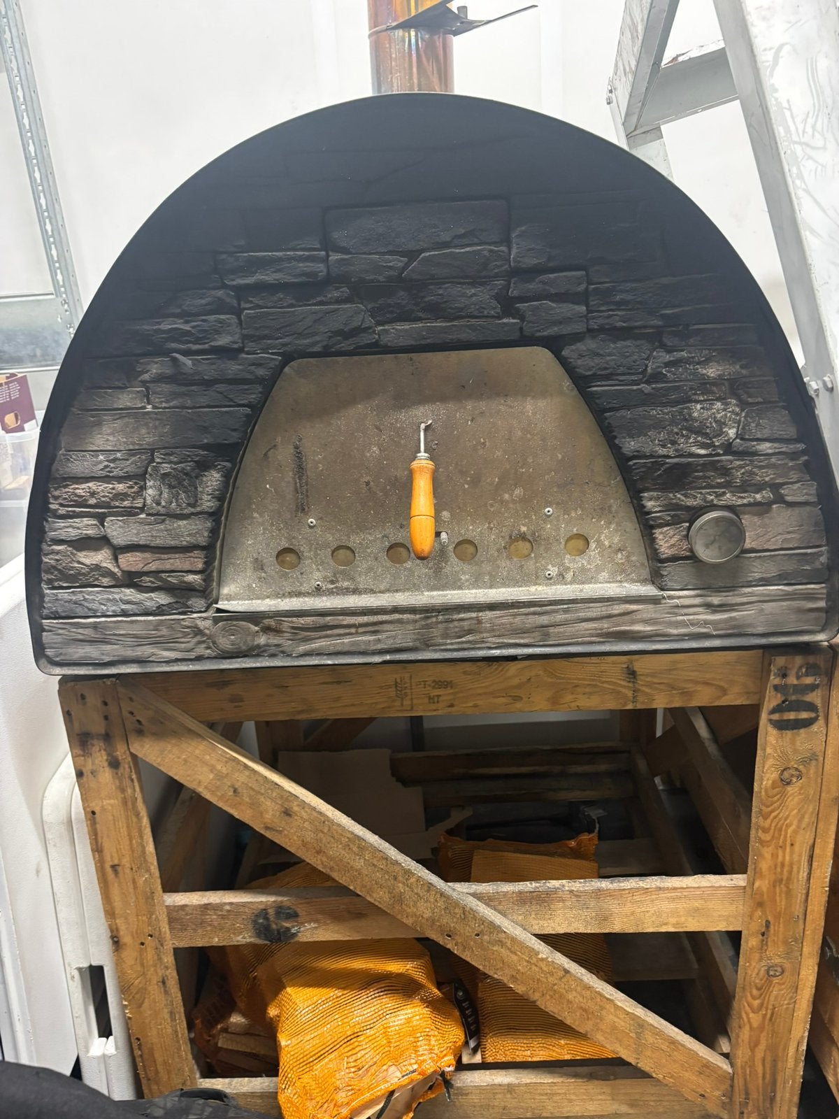 Pizza houte oven, Ophalen of Verzenden, Zo goed als nieuw, Metaal, Overige typen