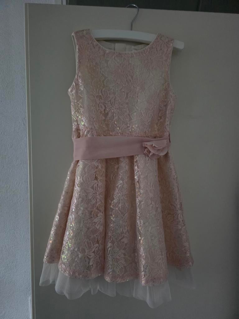 Elegant Roze Kinderjurk met Kant en Strik.  Maat 110, Kinderen en Baby's, Kinderkleding | Overige, Ophalen, Zo goed als nieuw