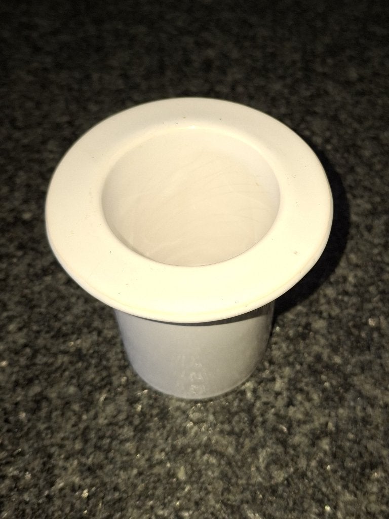 Vaasje, roomwit, hoog 9 cm, nieuwstaat, ook voor plantje, Wit, Ophalen of Verzenden, Zo goed als nieuw, 6 cm