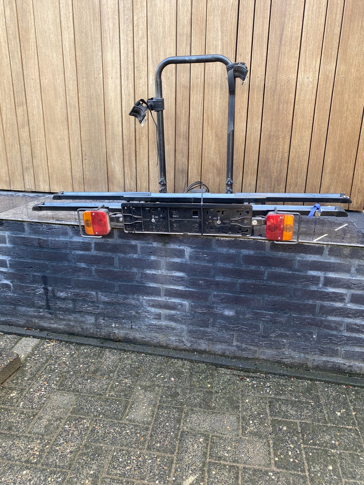 Fietsdrager, Ophalen, Zo goed als nieuw, Trekhaakdrager