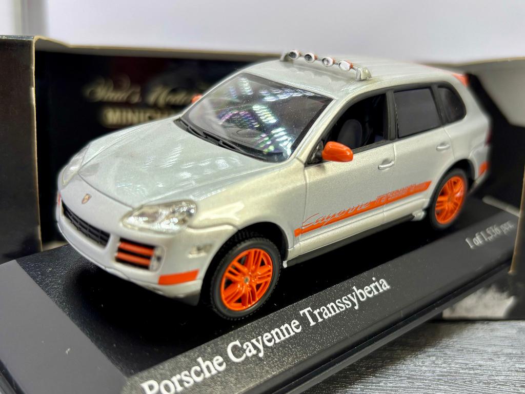 1:43  Porsche Cayenne transsyberia 2007, Hobby en Vrije tijd, Modelauto's | 1:43, Ophalen of Verzenden, Zo goed als nieuw, Auto