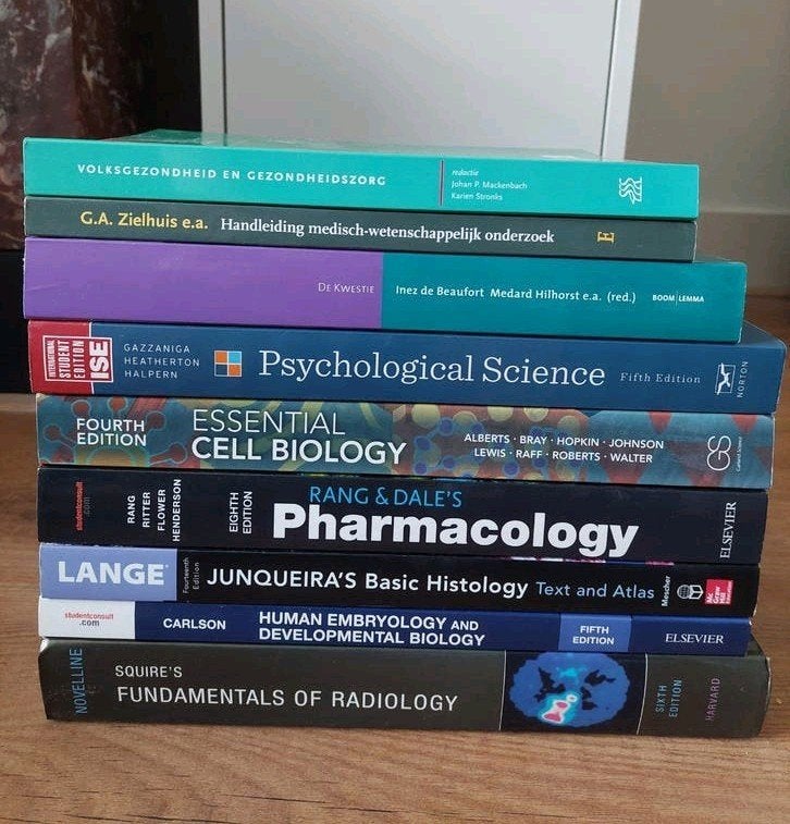 Studieboeken geneeskunde, Ophalen of Verzenden, Beta, Zo goed als nieuw, WO