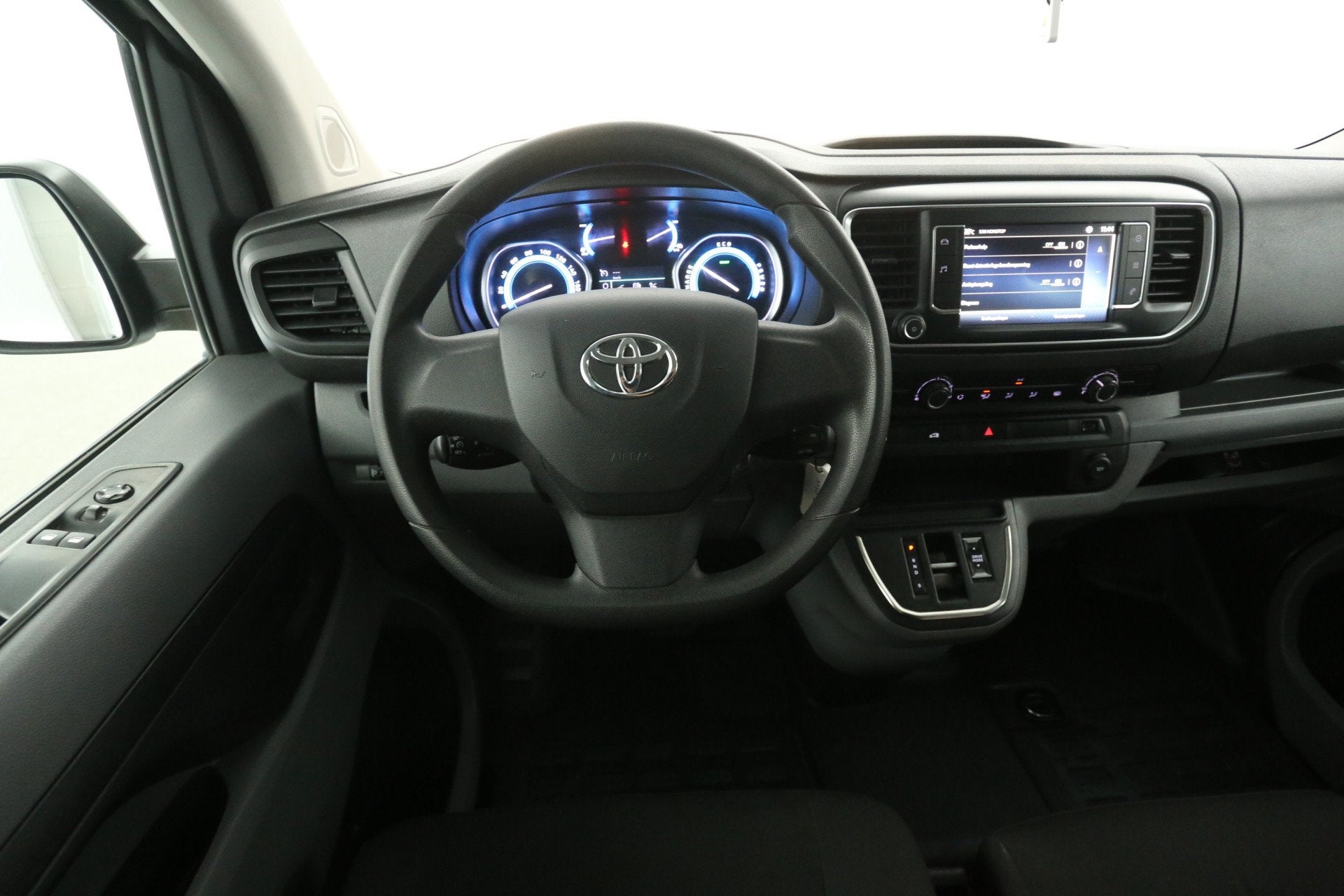 Toyota ProAce Elektrisch 75 kWh L2H1 | Snelladen | Airco | C, Auto's, Automaat, Gebruikt, Wit, Origineel Nederlands