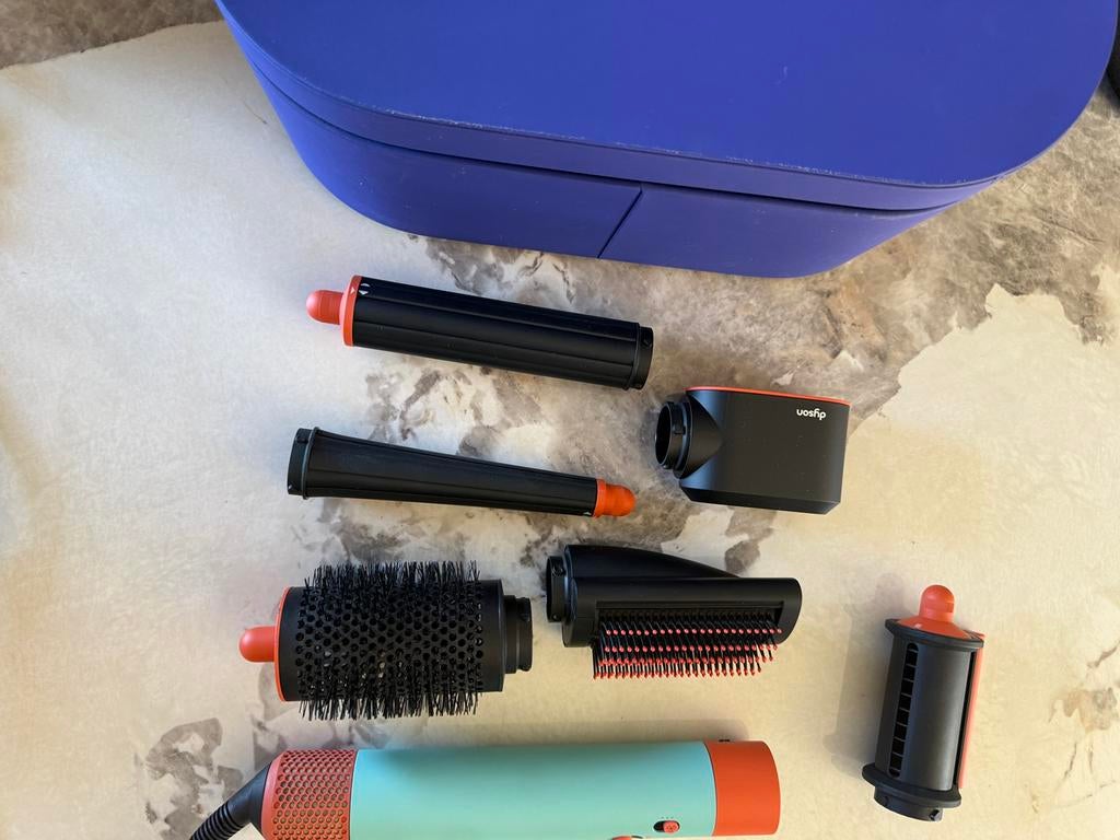 Dyson airwrap fohn! T.w.v €549,- 1x gebruikt, bon aanwezig, Ophalen, Zo goed als nieuw, Föhn of Haardroger