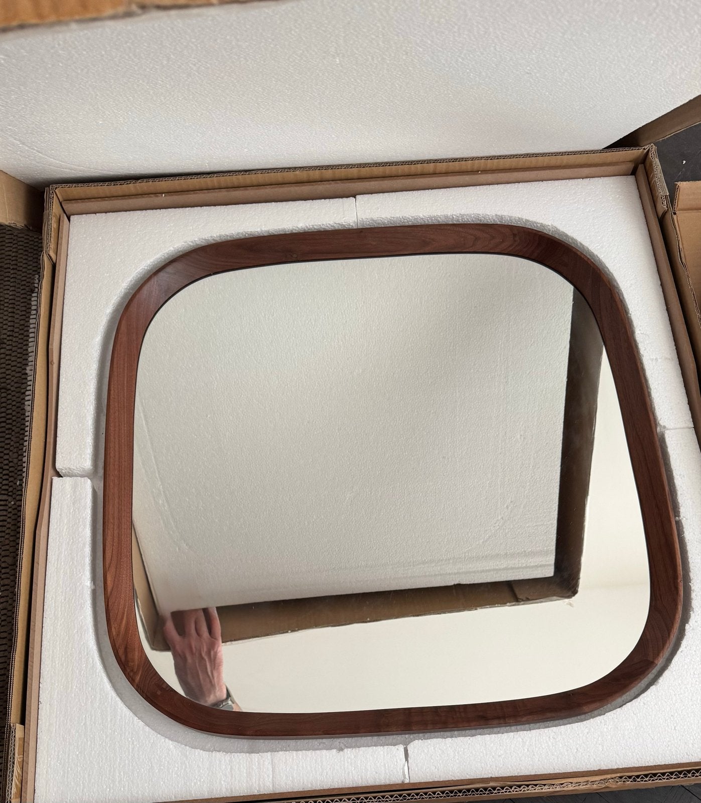 Nieuwe Massief Notenhouten Spiegel 60cm met MDF Achterplaat., Ophalen, Vierkant, Nieuw, Minder dan 100 cm