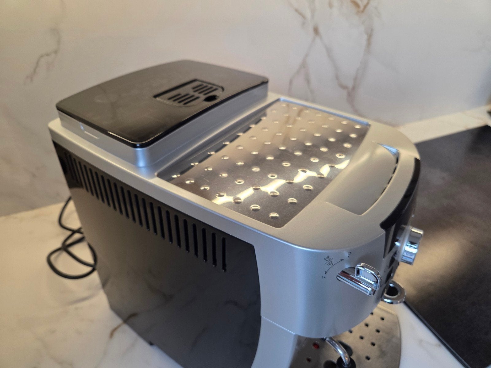 Foto 9 van DeLonghi Magnifica S volautomatische koffiemachine