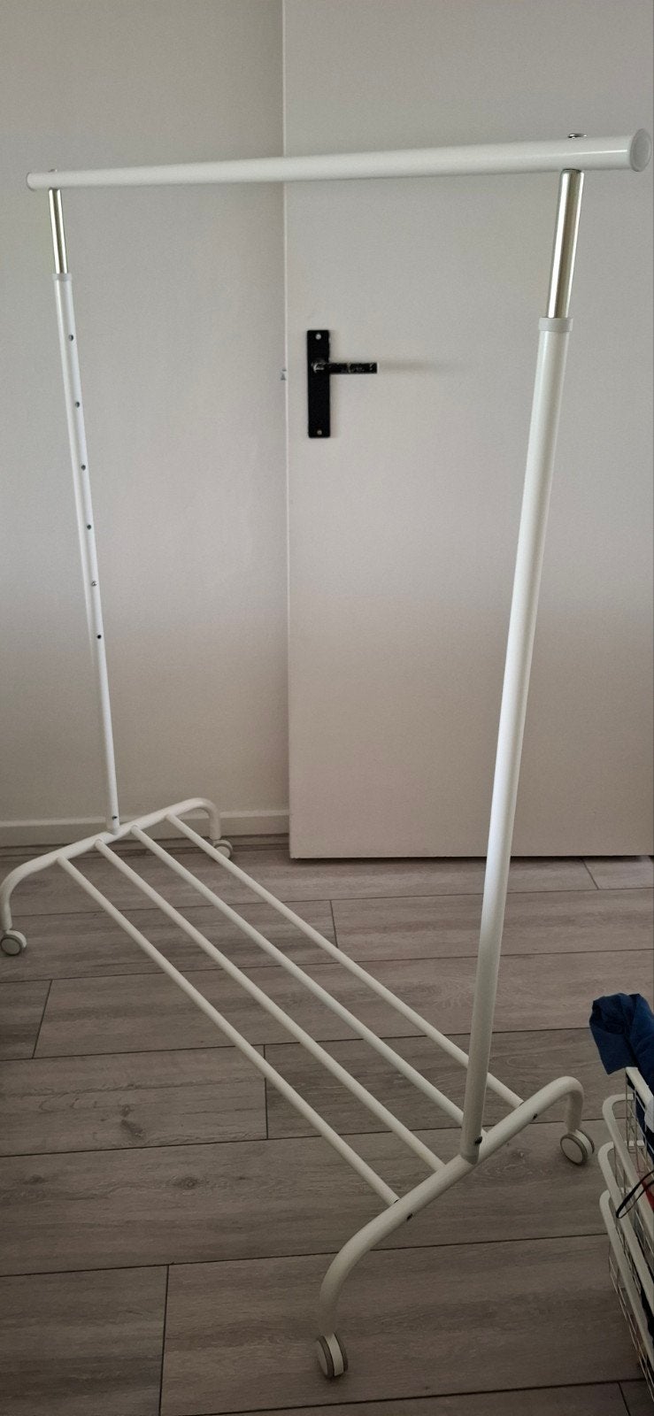 IKEA Rigga kledingrek - Wit, verstelbaar en verrijdbaar, Ophalen, Met wielen, Gebruikt