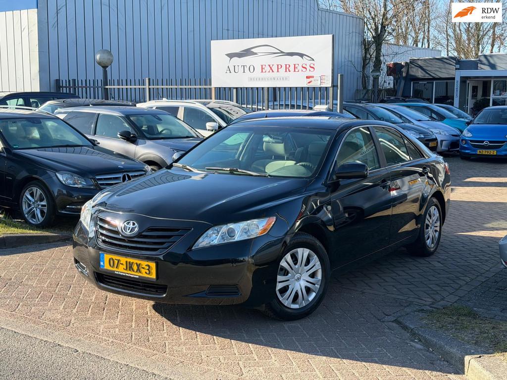 Toyota CAMRY 2.4 Aut/Clima/Navigatie/Cruise/Carplay/Apk, Keurmerk '100% Onderhouden', 1458 kg, Gebruikt, 161 pk
