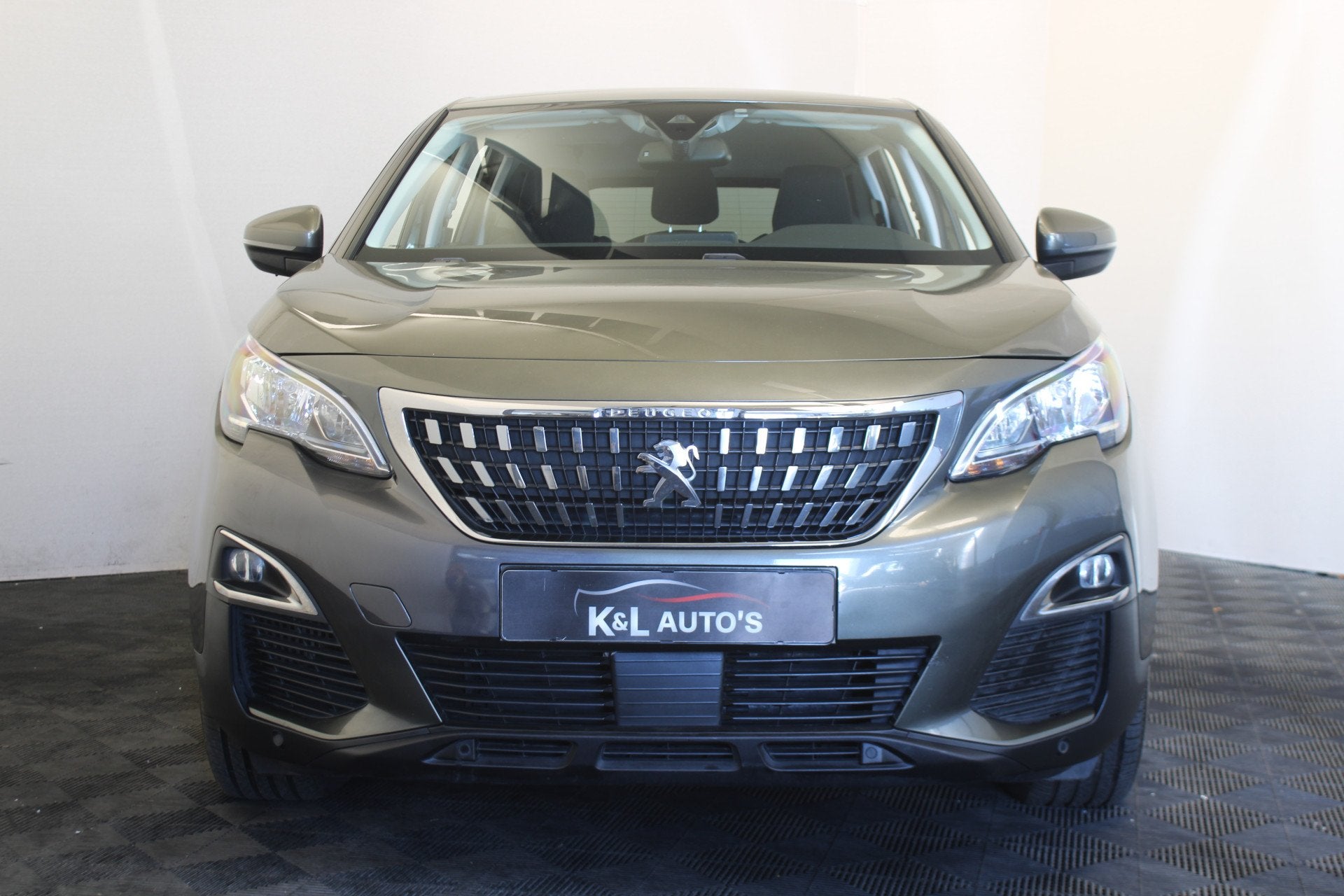 Peugeot 5008 1.2 PureTech Active Avantage |Navi|Carplay|, Auto's, Stof, Gebruikt, 1199 cc, 7 stoelen