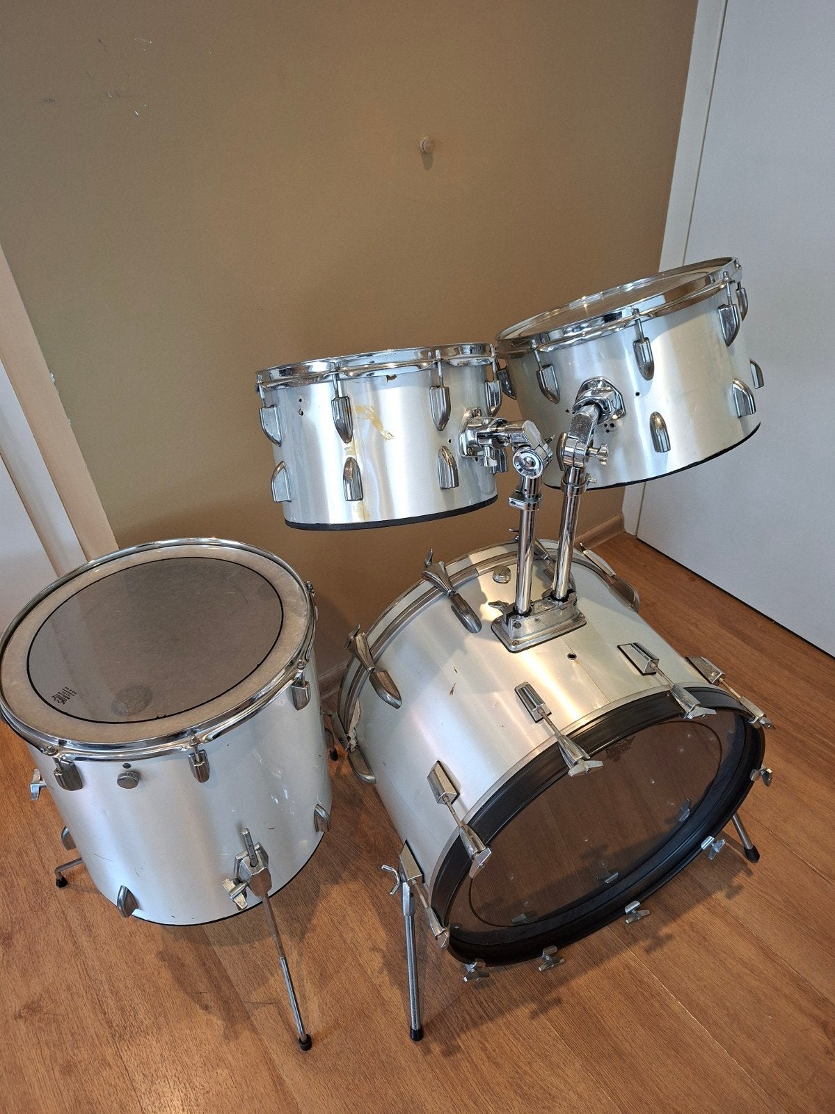 MOET WEG!!! 4 delige ketelset shellset drumstel, Ophalen, Gebruikt, Drums of Percussie