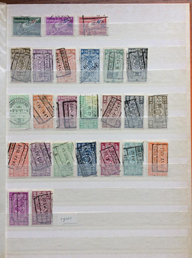 Belgie postzegelalbum veel railway zegels, Ophalen of Verzenden