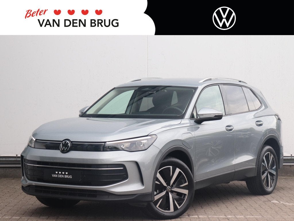 Volkswagen Tiguan 1.5 eHybrid Life | Achteruitrijcamera | El