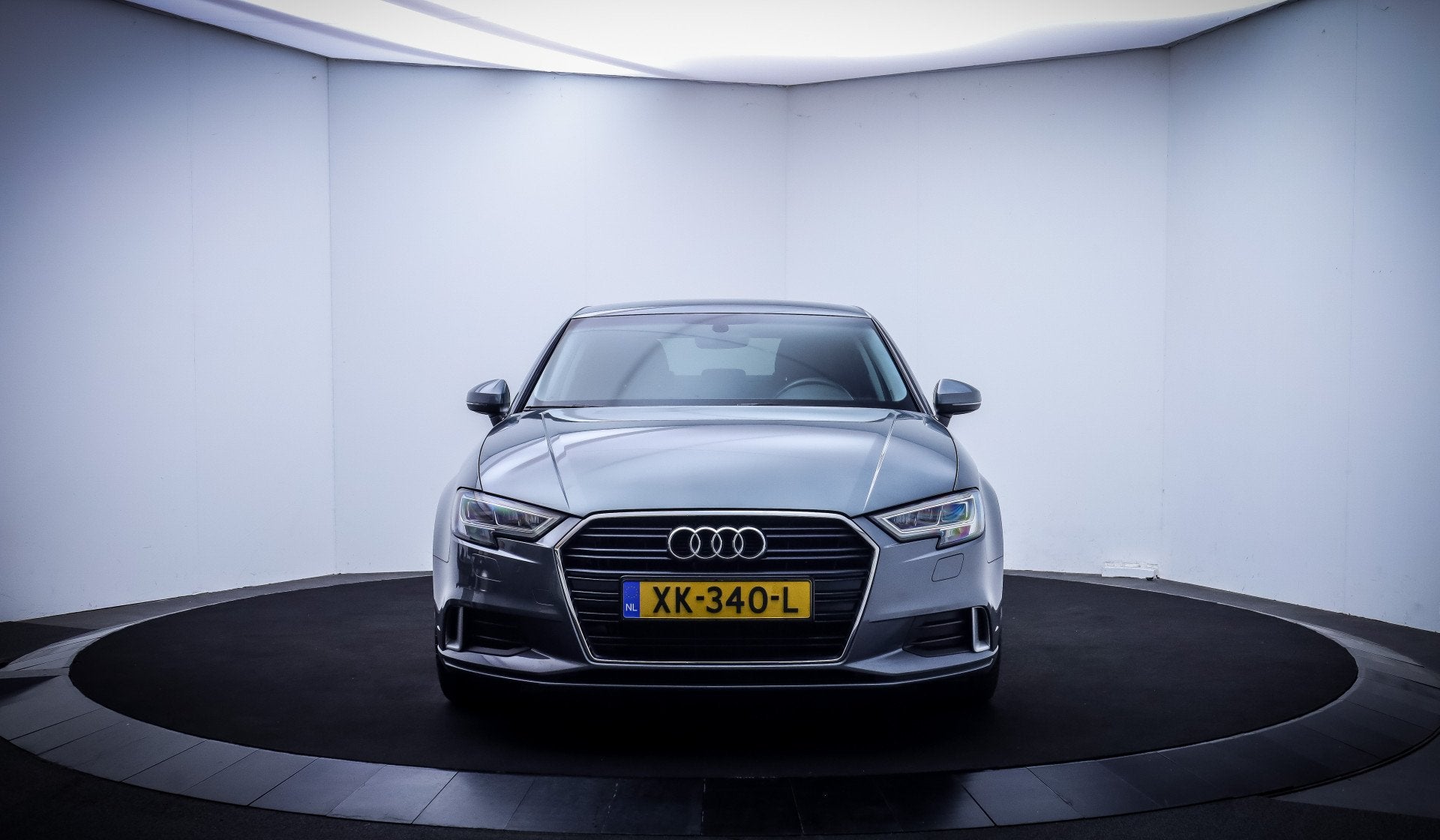 Audi A3 Limousine 30TFSI S-Tr.SPORT Edition FULL LED | NAVI, Automatische klimaatregeling, Stof, Gebruikt, 116 pk