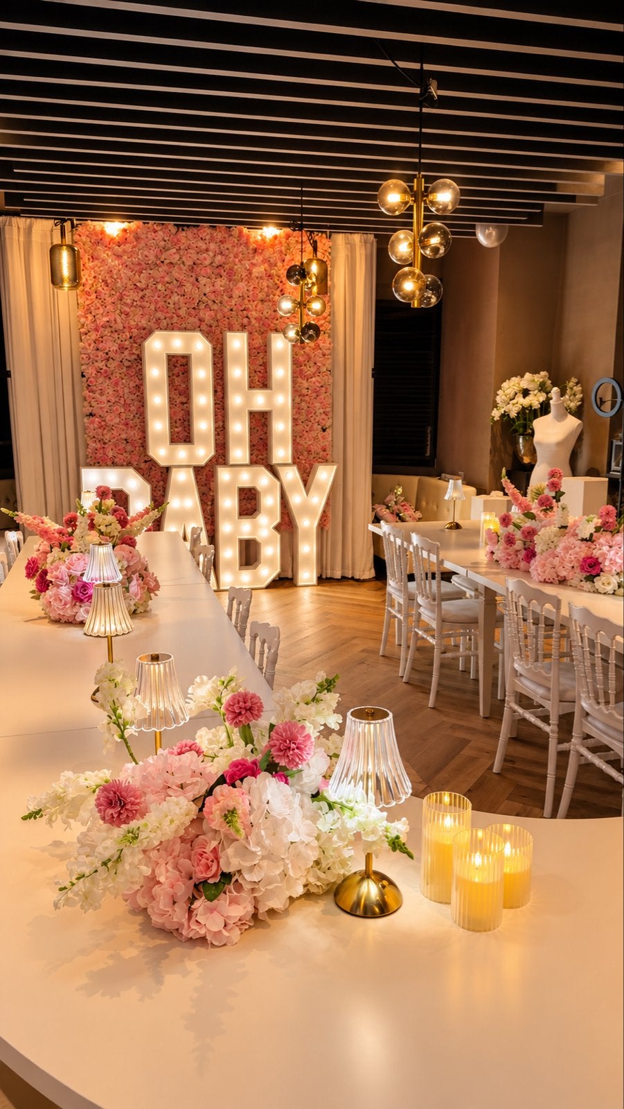 Bloemstukken, feestdecoratie huren | Bruiloft & Babyshower, Ophalen, Nieuw, Geboorte of Huwelijk