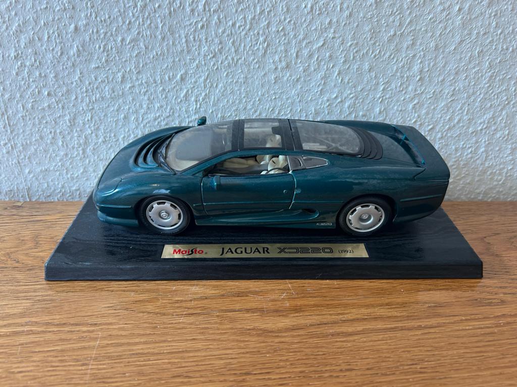 Maisto Jaguar XJ220 (1992) Schaalmodel 1:18, Ophalen of Verzenden, Gebruikt, Auto, Maisto