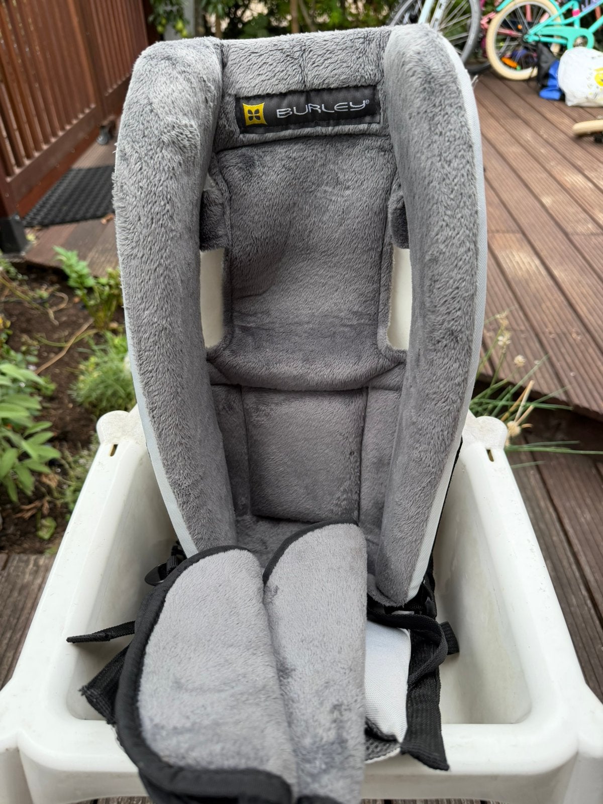 Burley baby snuggler verkleiner voor fietskar, Ophalen, Zo goed als nieuw, 0 t/m 10 kg