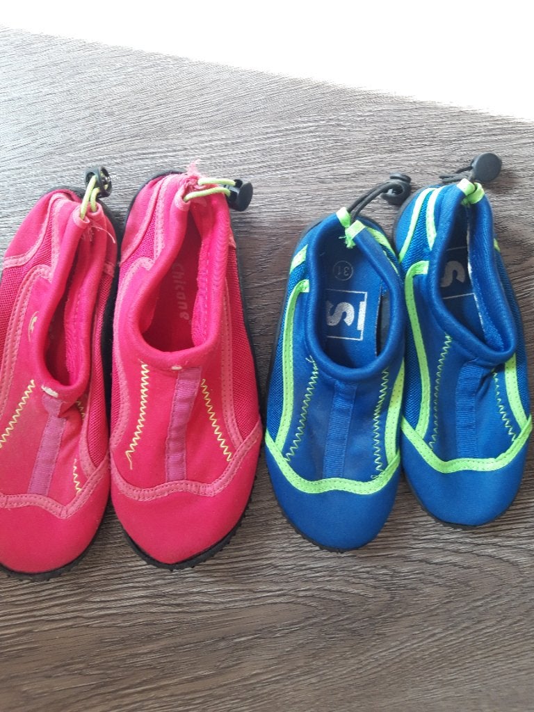 Waterschoenen maat 31 en 34, Ophalen, Zwemschoenen, Jongen of Meisje, Overige maten