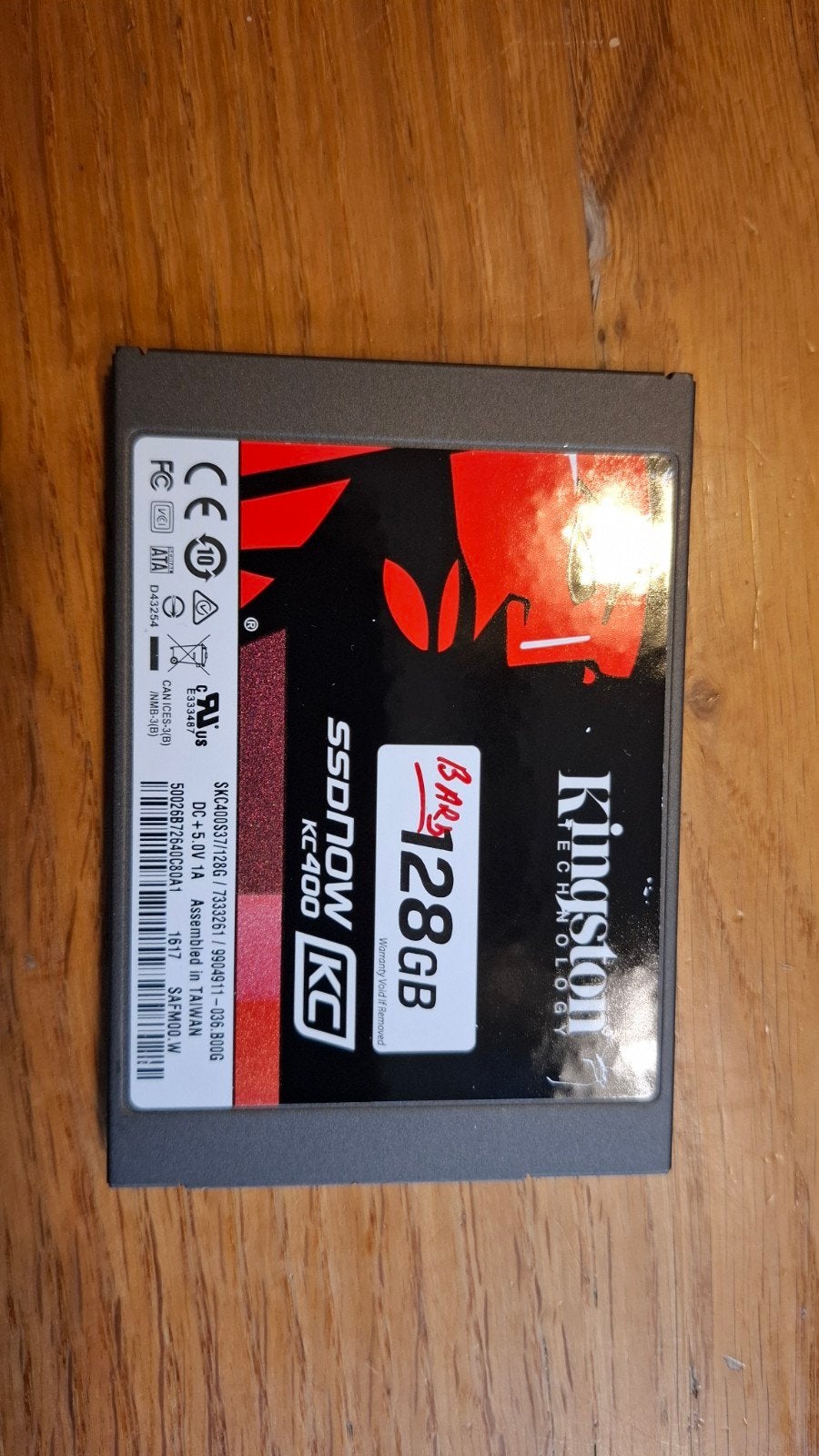 Kingston SSDNow KC400 128GB - Goede staat, Intern, Gebruikt, Kingston, Server