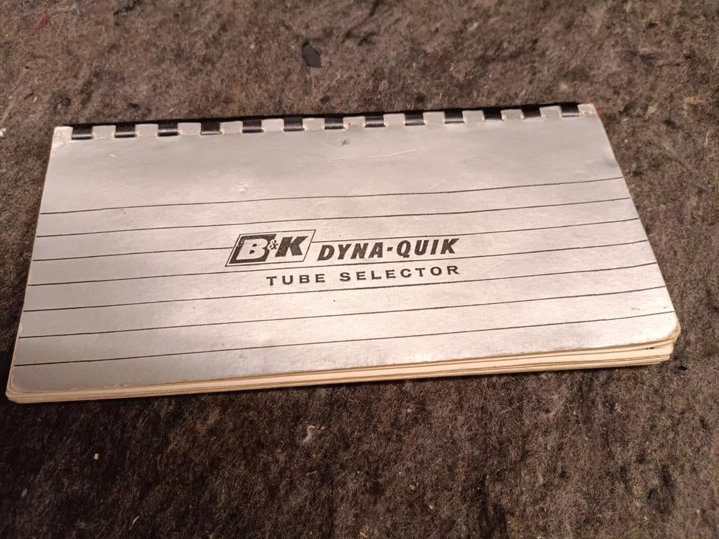 B&K Dyna-Quik Tube Selector boekje, Ophalen of Verzenden