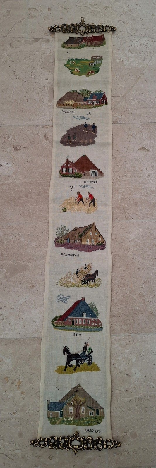 Schellenkoord met geborduurde boerderij types, Antiek en Kunst, Ophalen of Verzenden