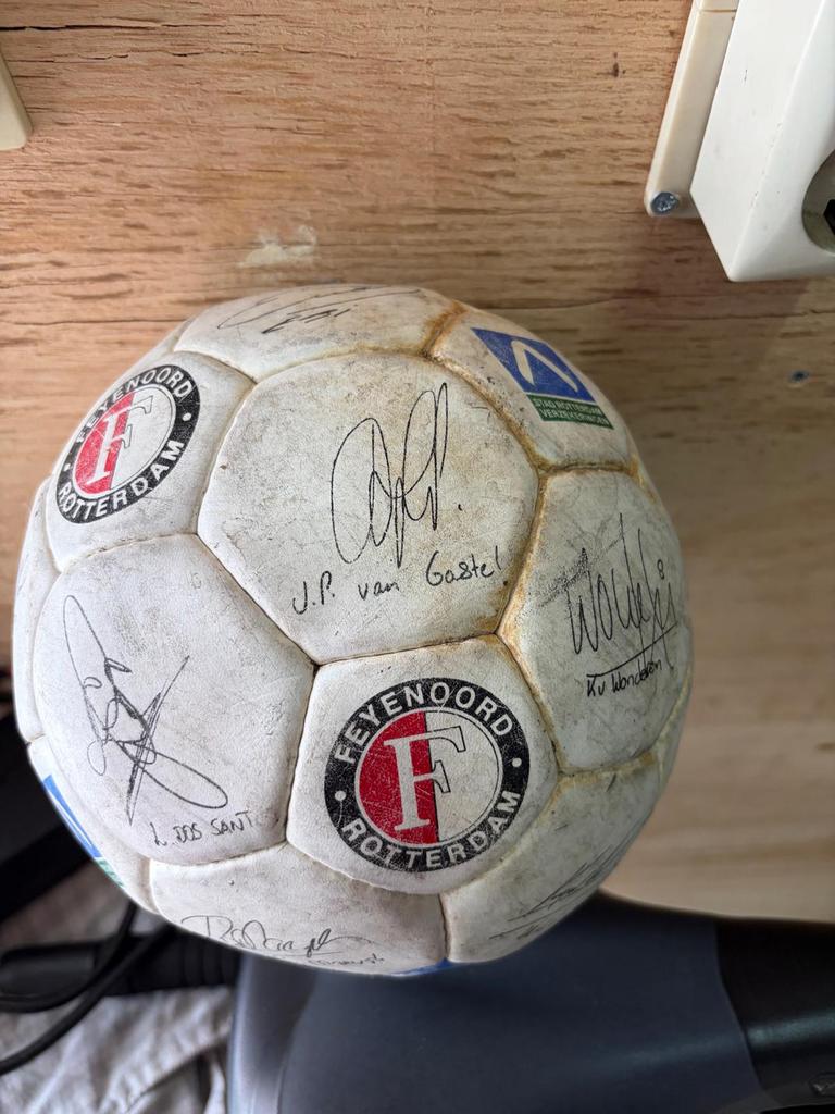 Gesigneerde Feyenoord voetbal, Maat XS of kleiner, Ophalen, Zo goed als nieuw, Bal