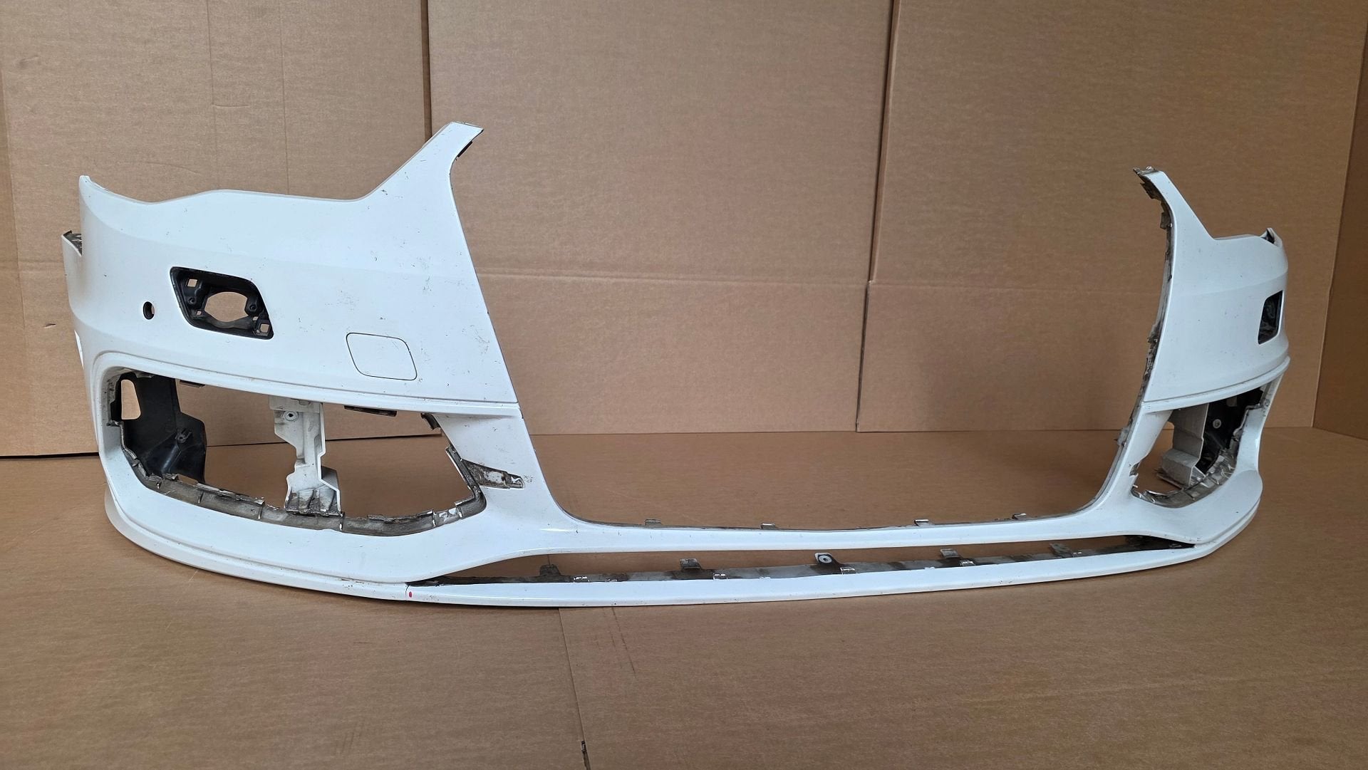 Voorbumper Audi A3 8V S-line S3 E-tron KLS Bumper 8V0807065H, Auto-onderdelen, Gebruikt, -, Voor, Ophalen of Verzenden