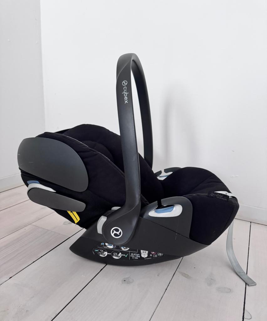Cybex Platinum met ligstand + adapters + voetenzak, Ophalen, Autogordel, Zo goed als nieuw, 0 t/m 13 kg