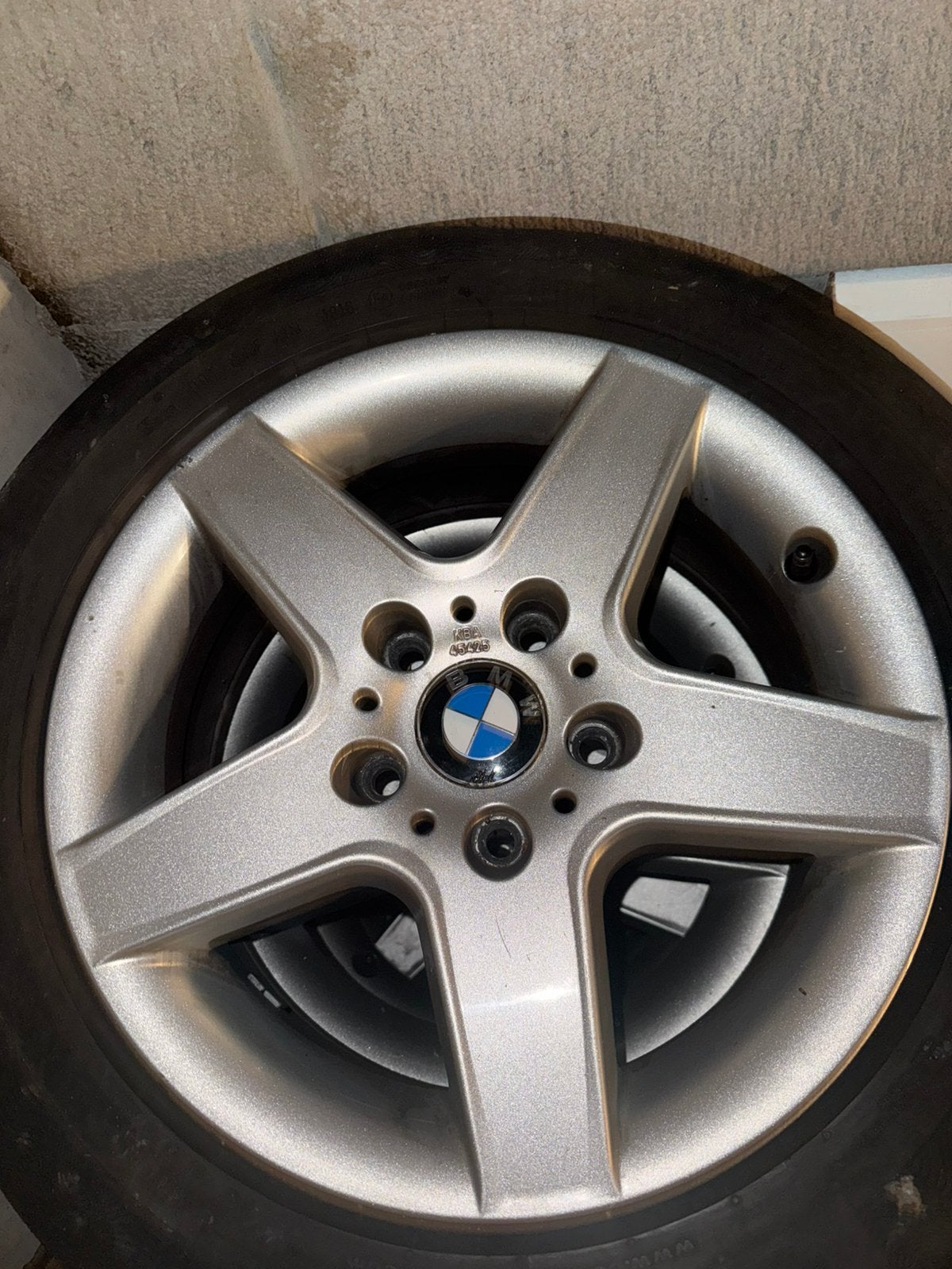 Bmw e39 velg met continental banden, Ophalen, BMW