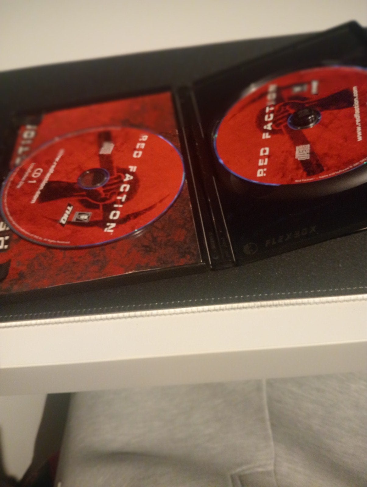 Red Faction PC CD-ROM - Klassieke Shooter in goede staat, Gebruikt, Shooter, 1 speler, Eén computer