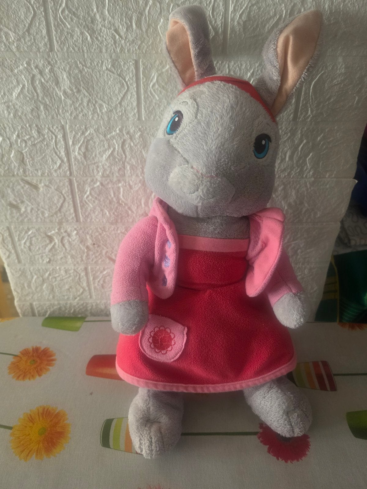 Lilly Konijn Knuffel 30 cm - Zo goed als nieuw, Grijs, Konijn, Ophalen of Verzenden, Zo goed als nieuw
