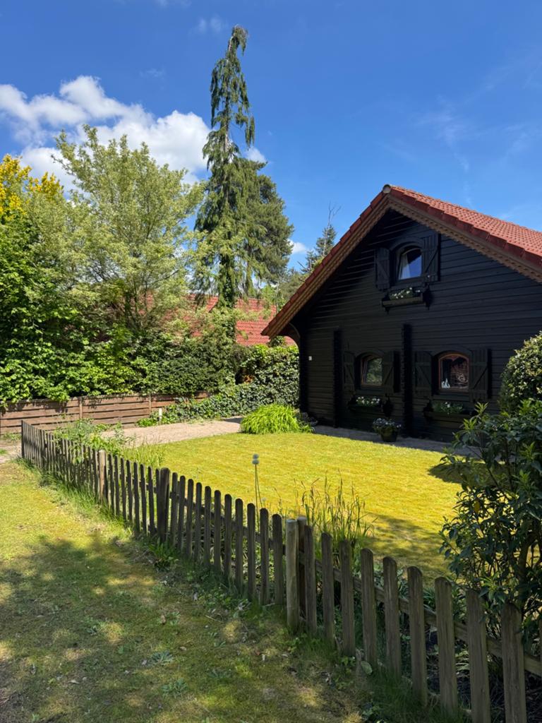 Te koop heerlijk vakantiehuis Vierhouten Veluwe, In bos, 2 slaapkamers, Recreatiepark, Tuin
