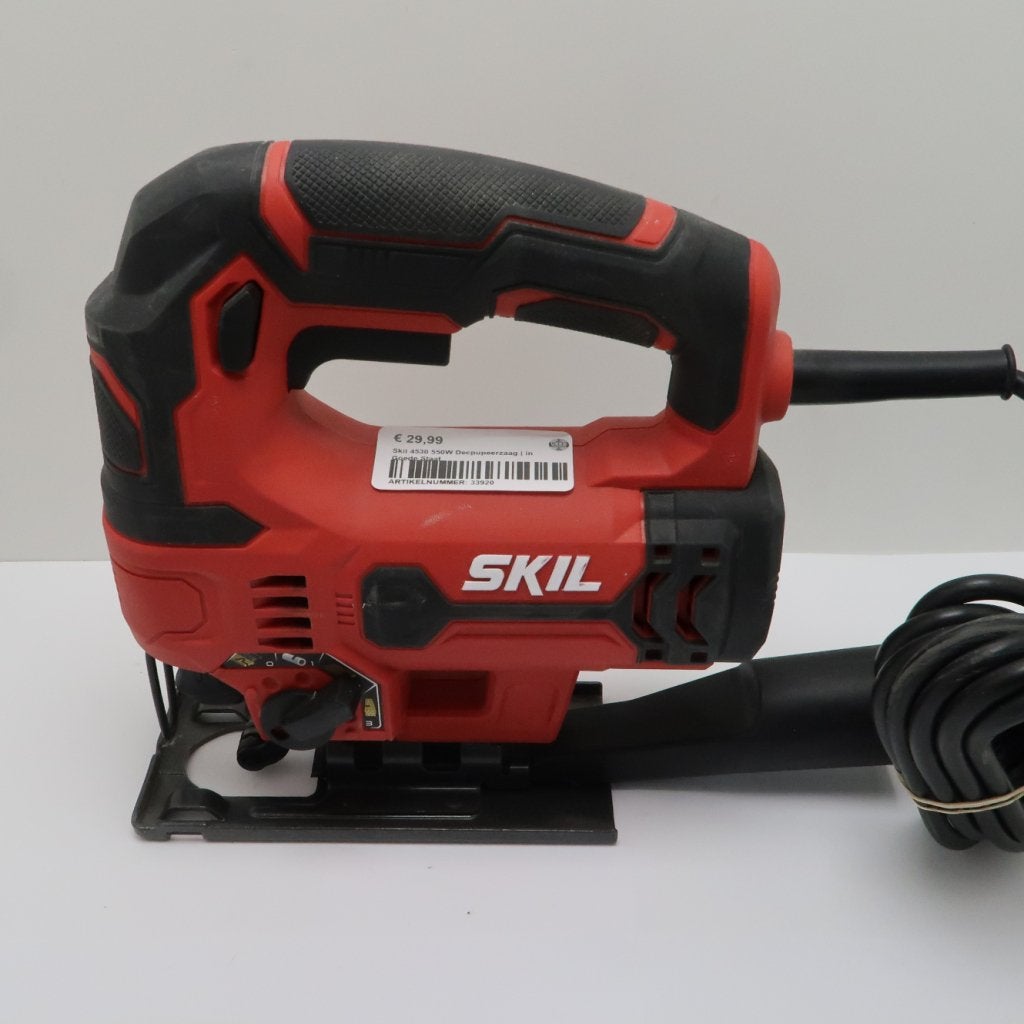 Skil 4530 550W Decpupeerzaag | in Goede Staat, Doe-het-zelf en Verbouw, Gereedschap | Zaagmachines, Skil, Gebruikt, Support@skil.com