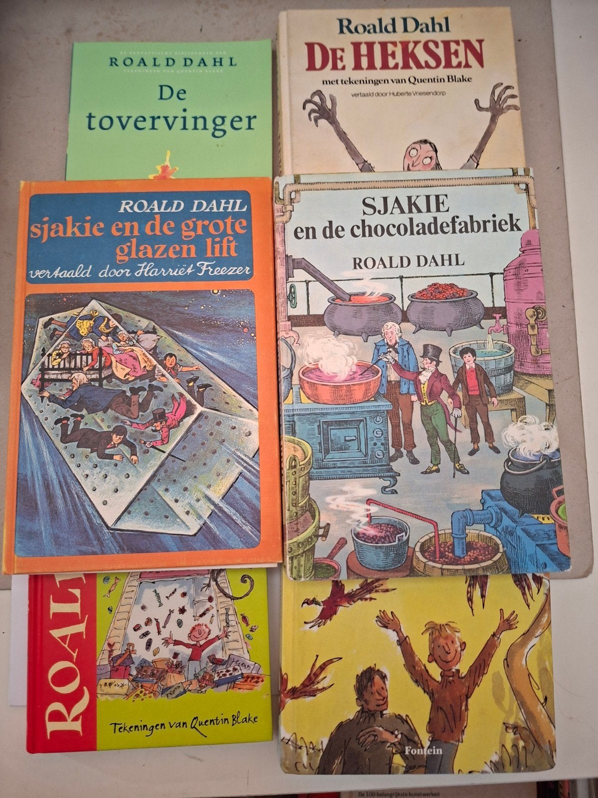 6 kinderboeken roald dahl sjakie/daantje/de heksen, Verzenden, Fictie algemeen