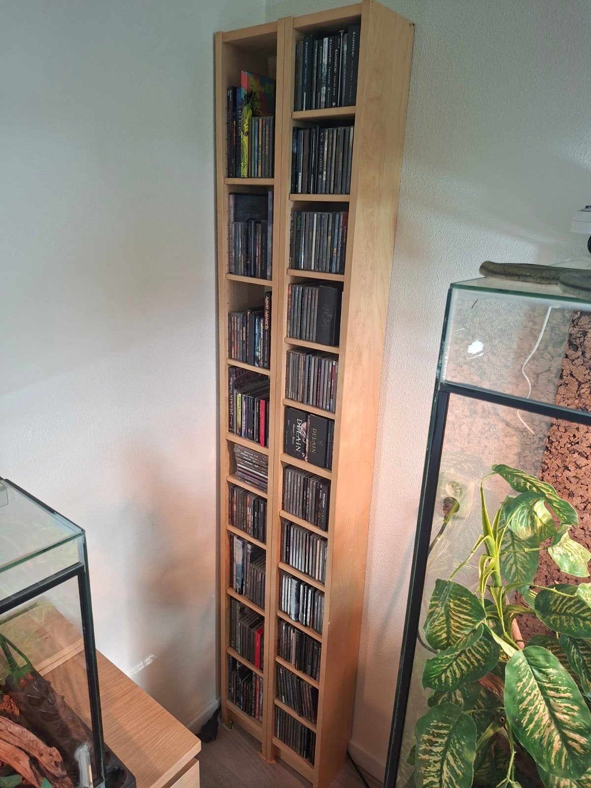 2 cd kasten, Huis en Inrichting, Woonaccessoires | Cd- en Dvd-rekken, Ophalen, Gebruikt, 150 discs of meer, Hout