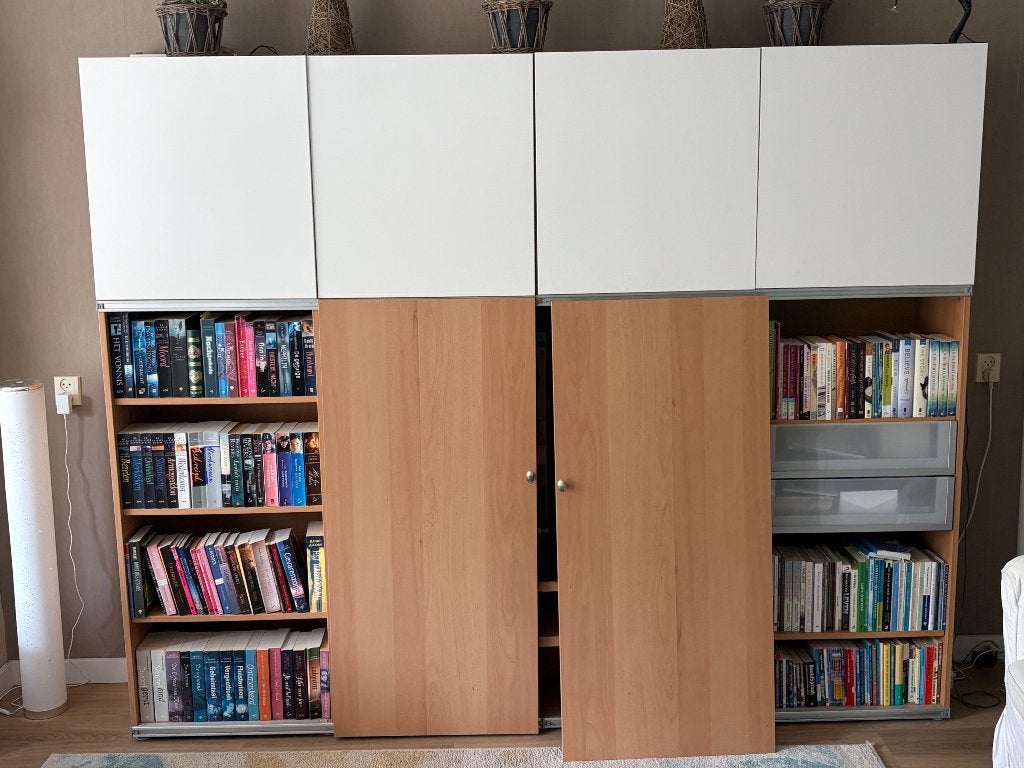 Gratis af te halen! IKEA besta tv kast met schuifdeuren, Ophalen, 200 cm of meer, Zo goed als nieuw, 200 cm of meer