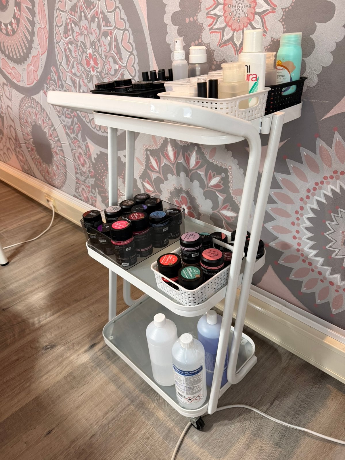 Manicure/pedicure verrijdbare kar, Ophalen, 100 tot 150 cm, Zo goed als nieuw, 25 tot 50 cm
