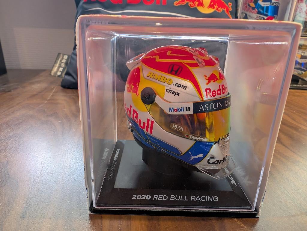 Max Verstappen Helm Oostenrijk 2020 1:4, Verzamelen, Automerken, Motoren en Formule 1, Ophalen of Verzenden, Zo goed als nieuw