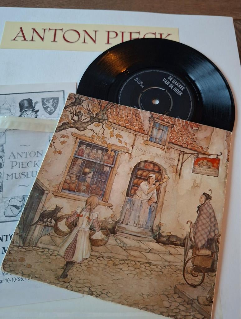 Anton Pieck Verzamelalbum met kaarten, platen en poster e.d., Ophalen of Verzenden