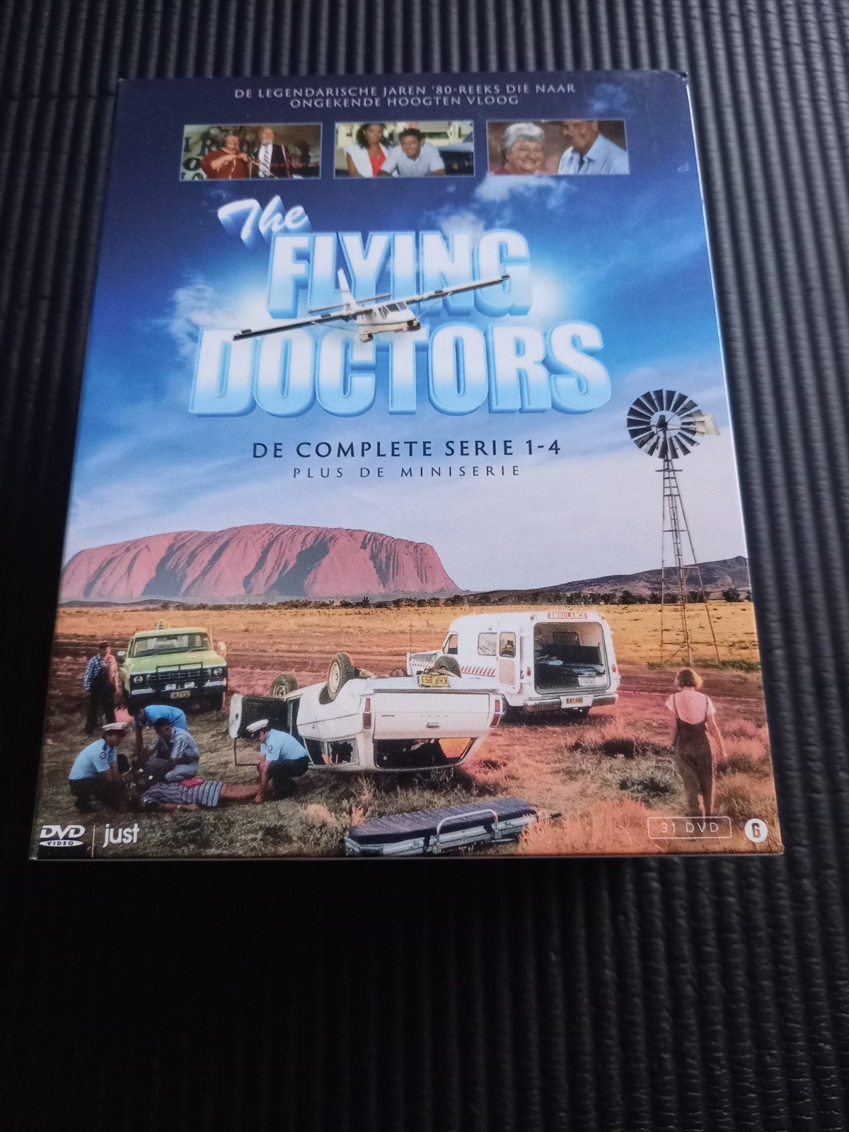 The Flying Doctors complete serie, Ophalen of Verzenden, Zo goed als nieuw, Drama, Boxset