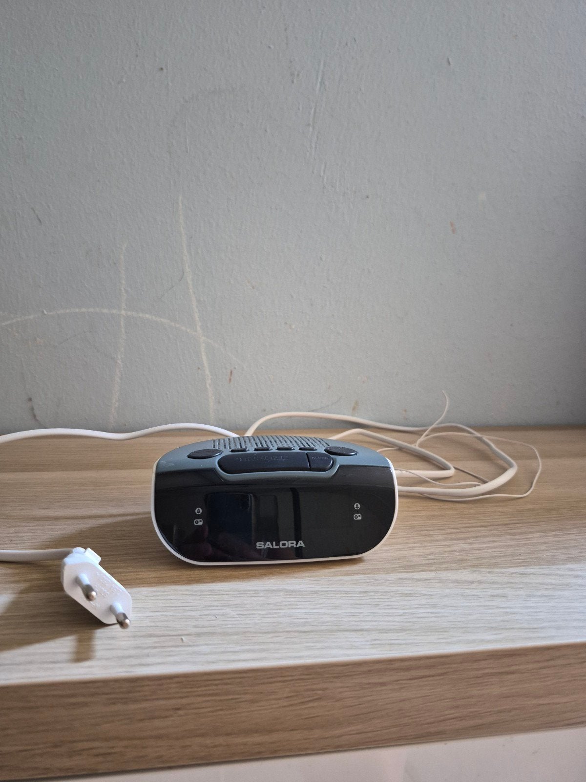 Salora PLL Radio met Wekker - Compact en Functioneel, Ophalen of Verzenden, Gebruikt, Radio