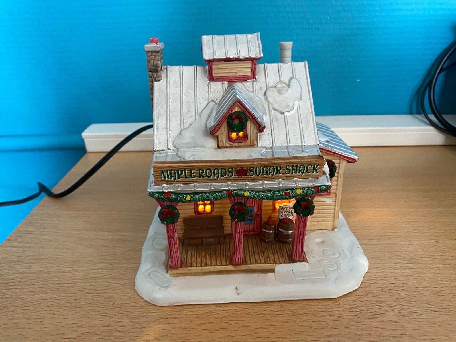 Lemax - Maple Roads Sugar Shack kerst, Diversen, Ophalen of Verzenden, Zo goed als nieuw