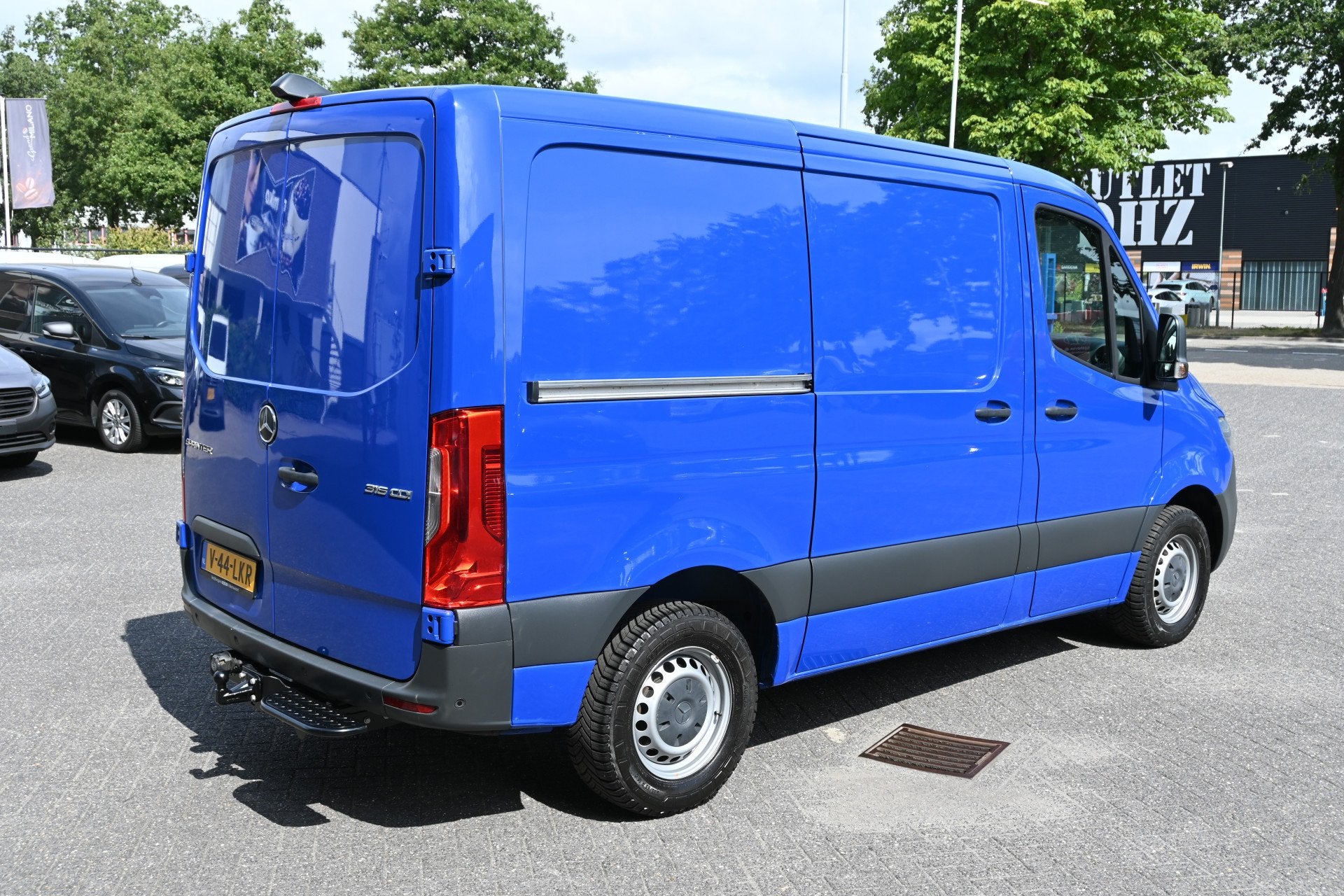 Mercedes-Benz Sprinter 316 CDI L1H1 RWD Trekhaak, MBUX met c, 13 km/l, 2430 kg, Achterwielaandrijving, Gebruikt