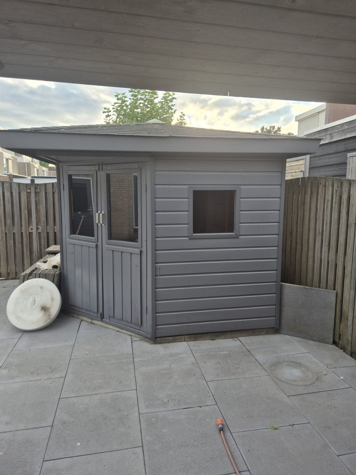 Houten tuinhuis/schuur - Zelf demonteren in Oss, Tuin en Terras, Gebruikt, Tuinhuis, Minder dan 200 cm, 2 ramen