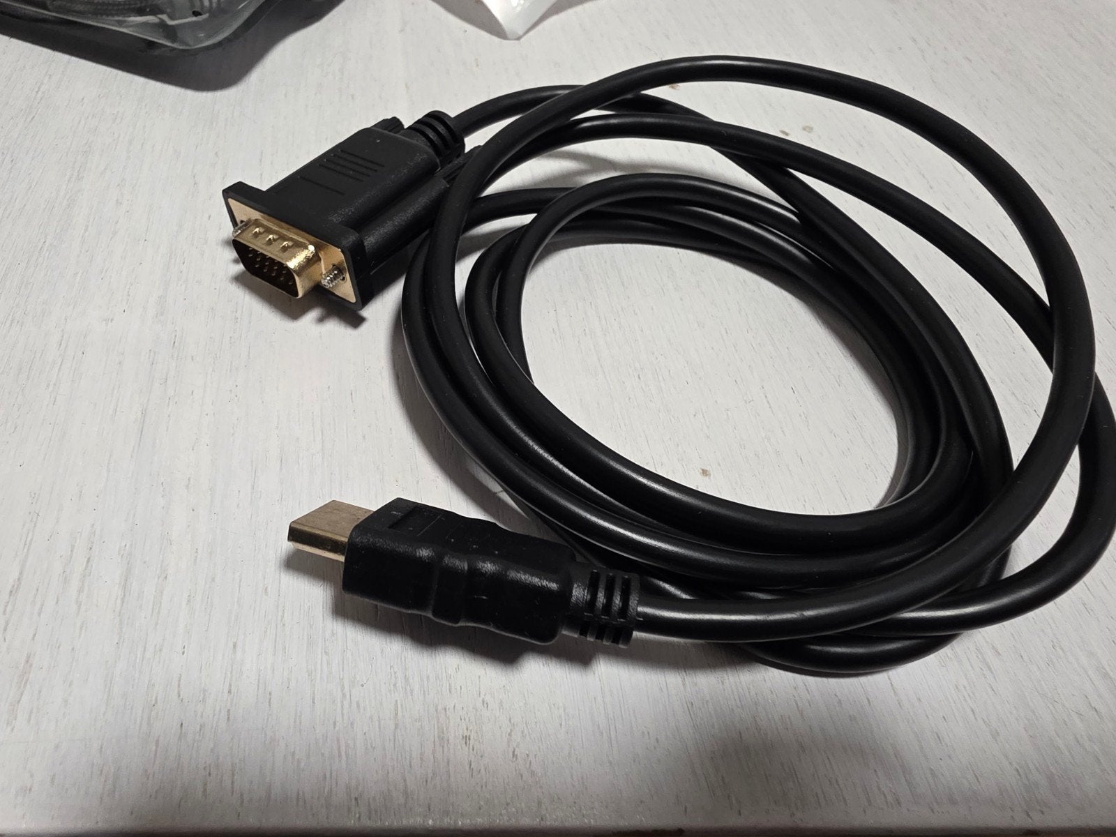 HDMI naar VGA kabel -, Audio, Tv en Foto, Ophalen of Verzenden, Zo goed als nieuw, Minder dan 2 meter, HDMI-kabel