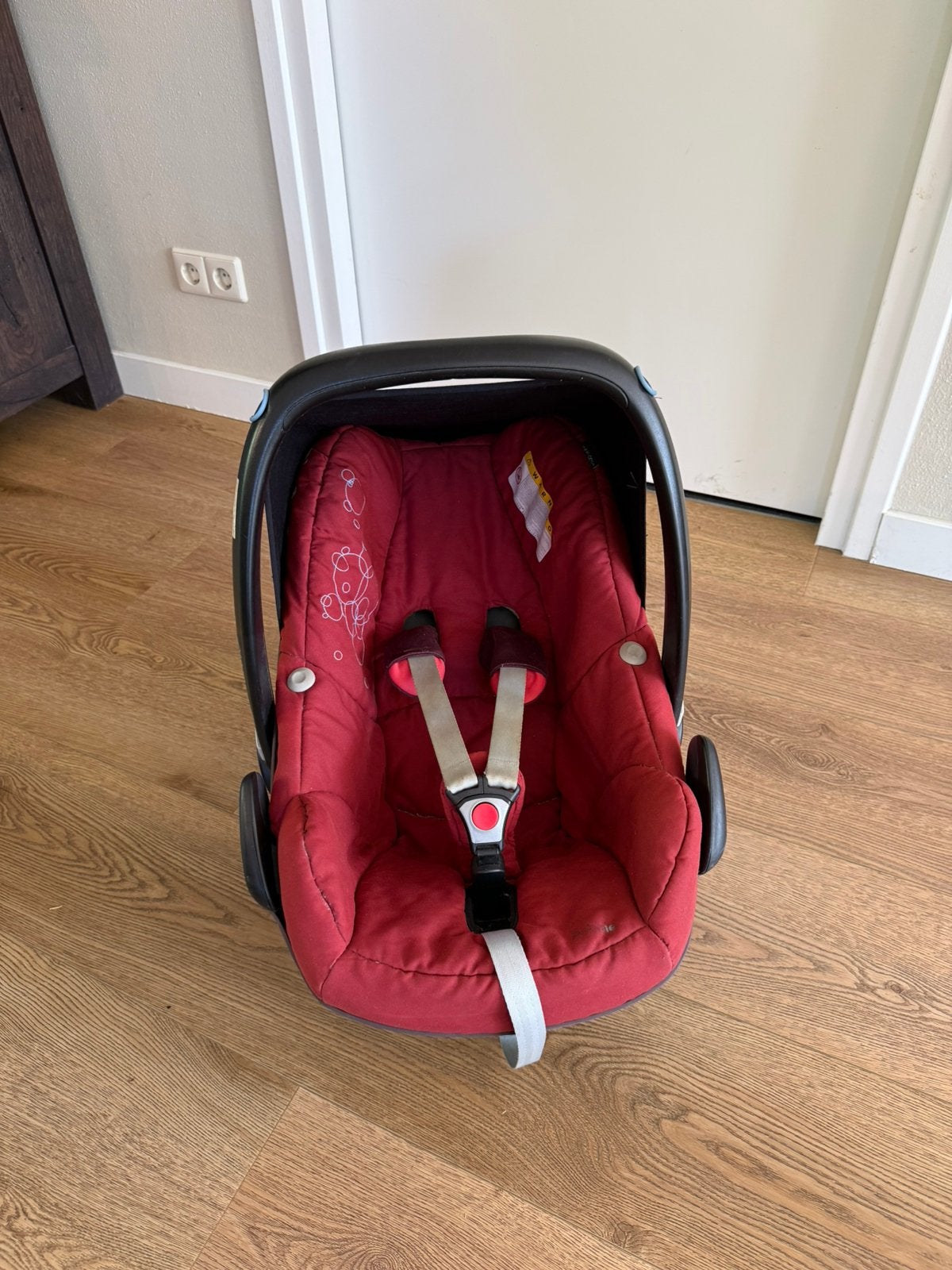 Maxi-Cosi CabrioFix autostoel 0-13 kg – rood, Ophalen, 0 t/m 13 kg, Maxi-Cosi, Gebruikt