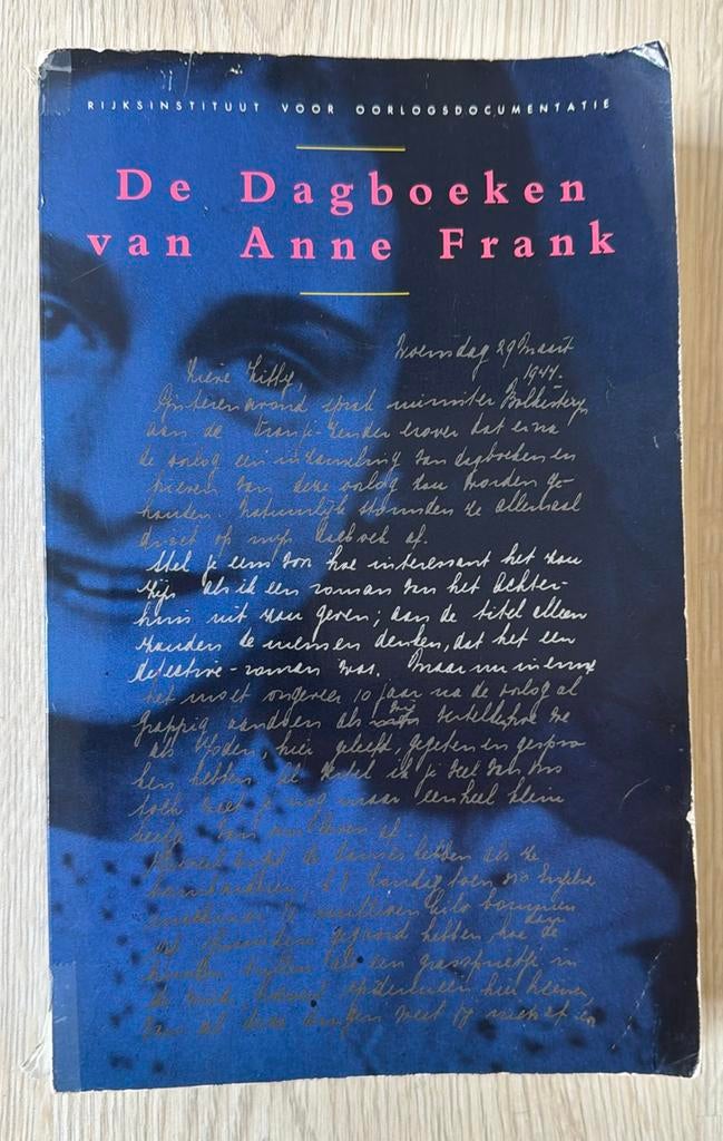 De Dagboeken van Anne Frank - 4e druk 1990, Boeken, Ophalen of Verzenden, Algemeen, Tweede Wereldoorlog, Gelezen